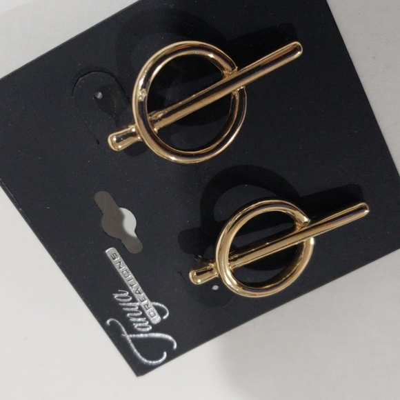 Modern Gold Tone Geometric Bar & Hoop Stud 1.5 Drop Earrings – Trendy Jewelry - Picture 6 of 9